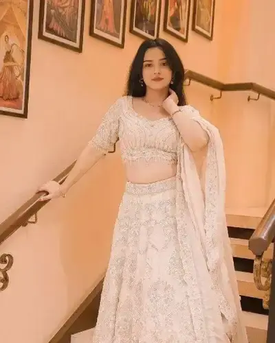 Escort Devadurga